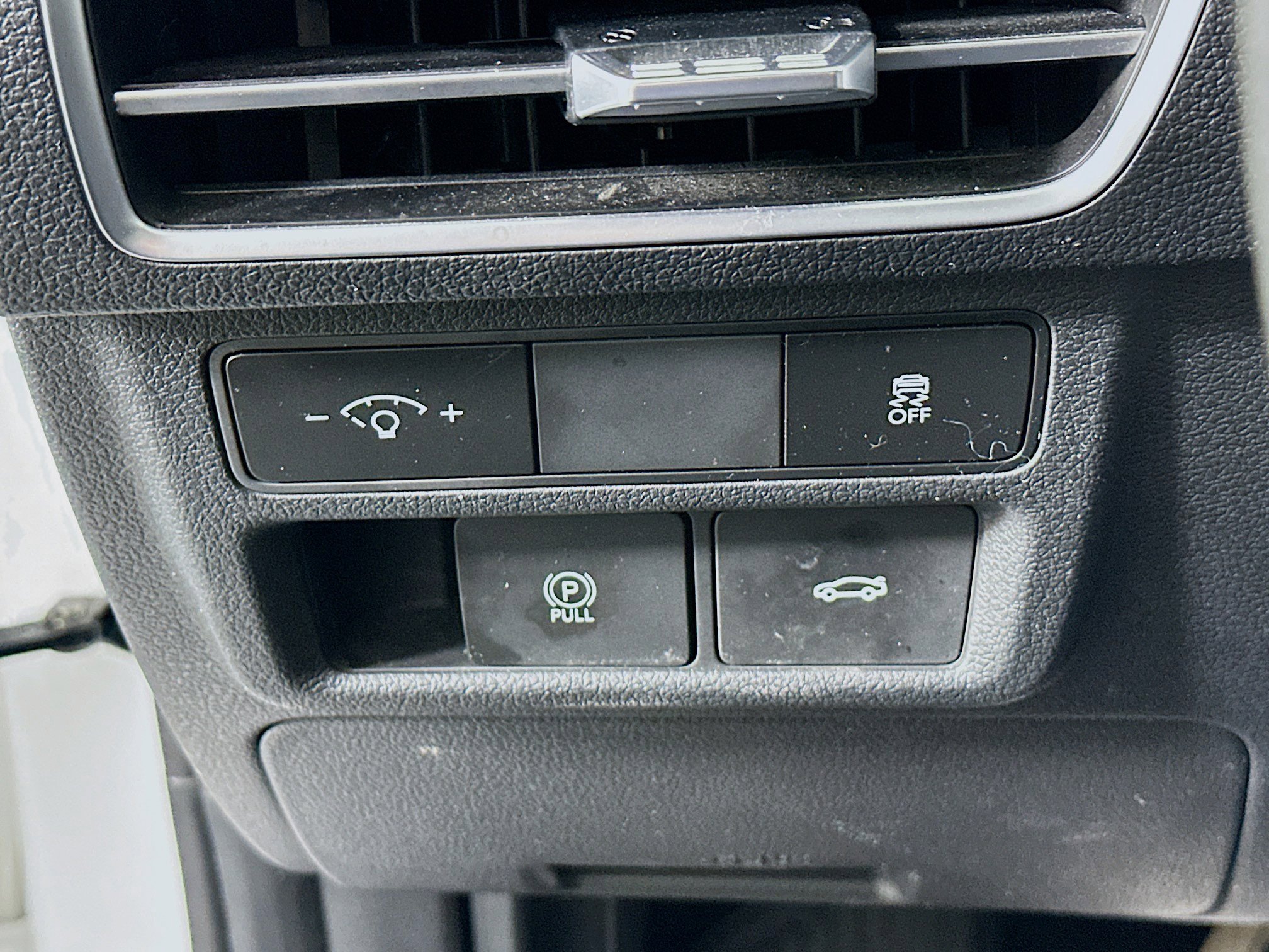 Used 2025 Hyundai Sonata SEL FWD image 16