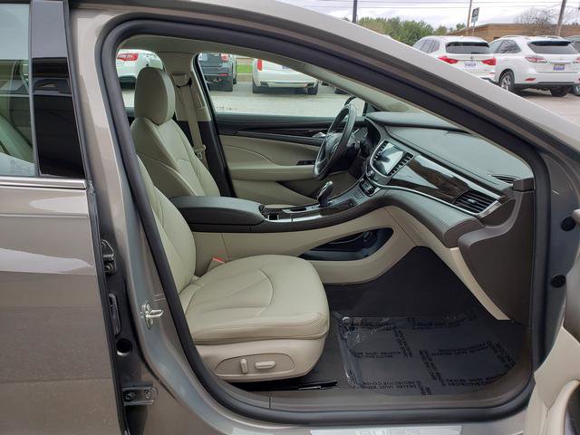 Used 2017 Buick LaCrosse Preferred image 18