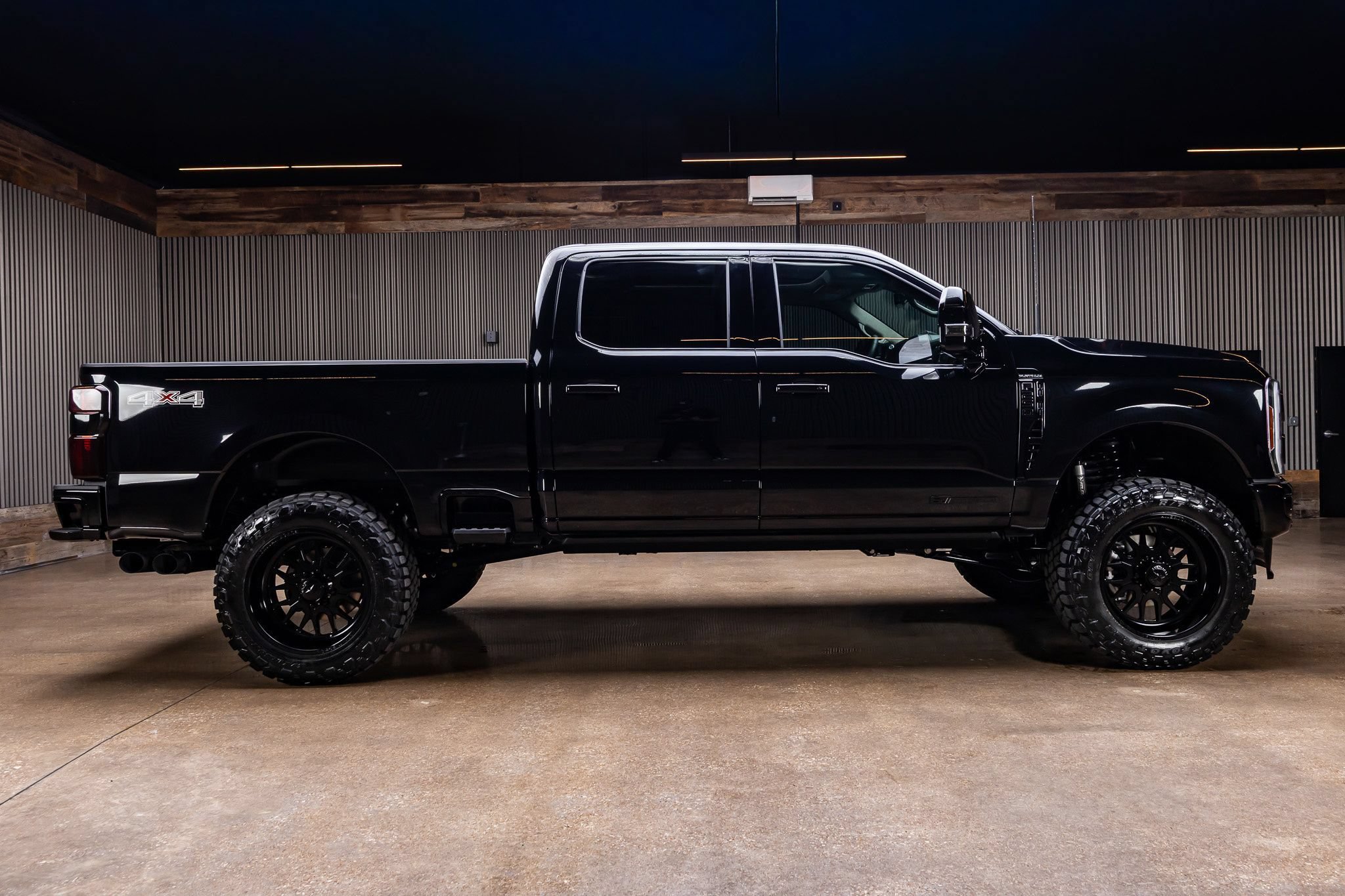 Used 2026 Ford F250 Platinum w/ Platinum Plus Package AWD/4WD image 11