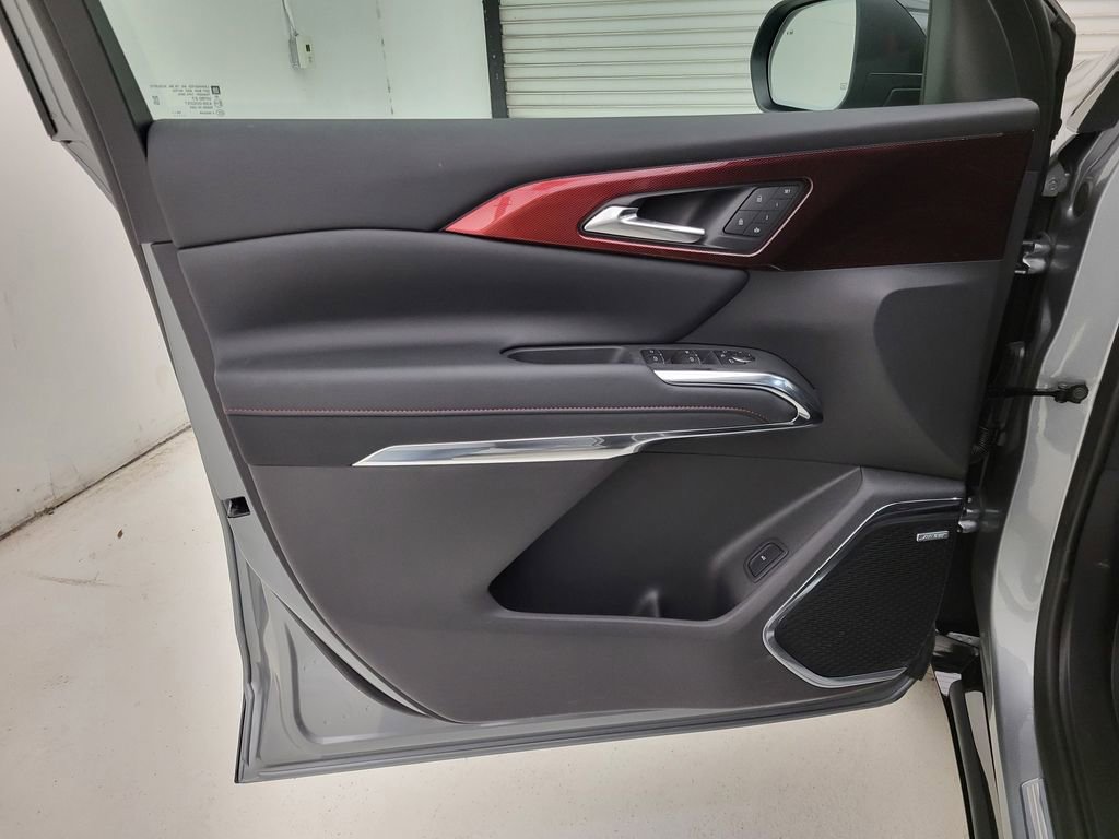 New 2026 Chevrolet Traverse RS w/ LPO, Floor Liner Package image 34