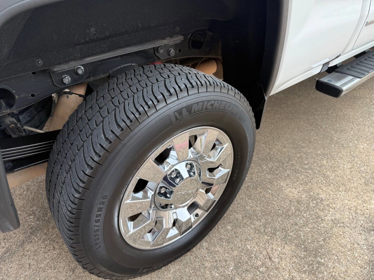 Used 2019 GMC Sierra 2500 Denali w/ Duramax Plus Package AWD/4WD image 34