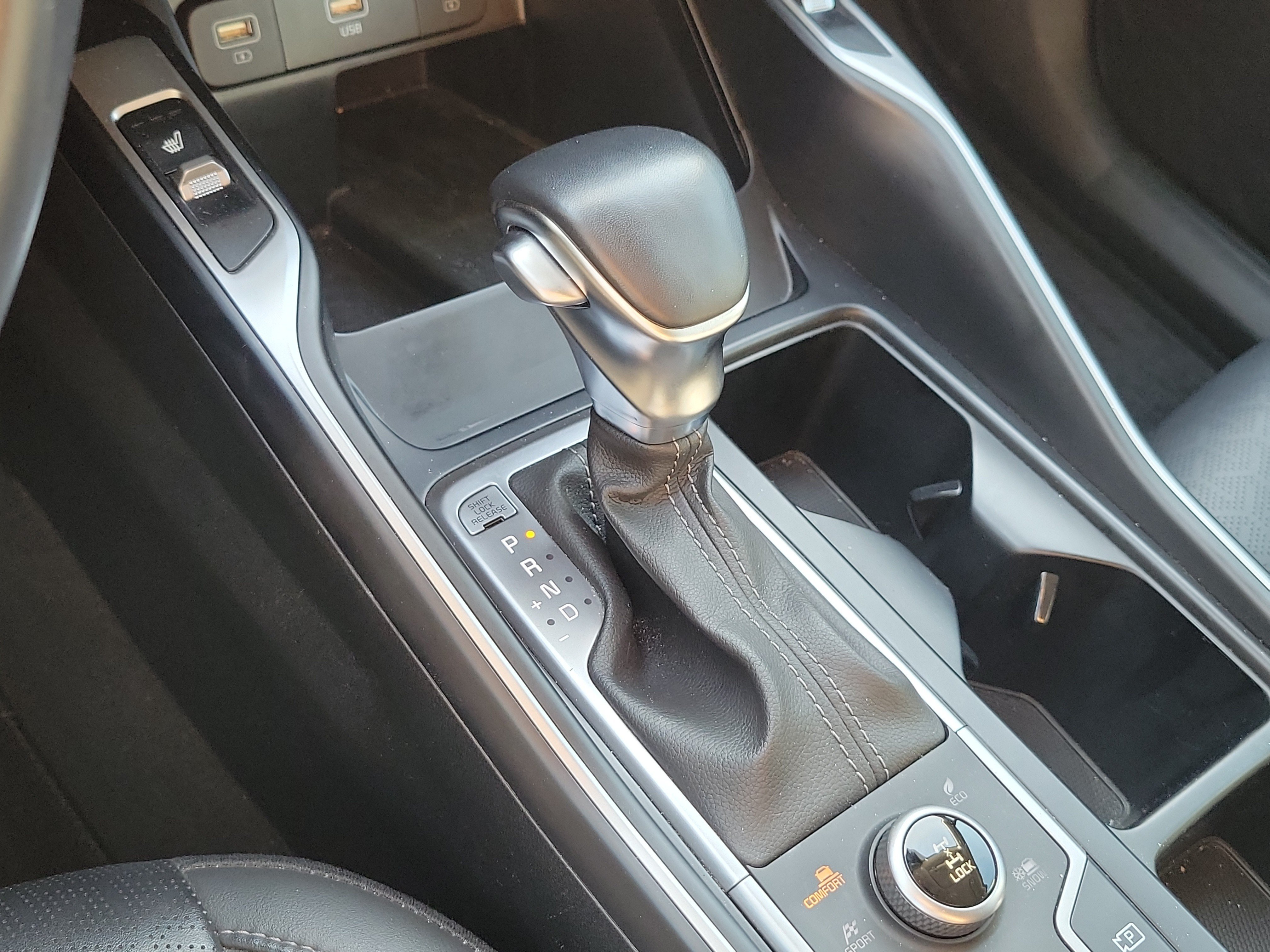 Certified 2022 Kia Sorento S AWD/4WD image 35