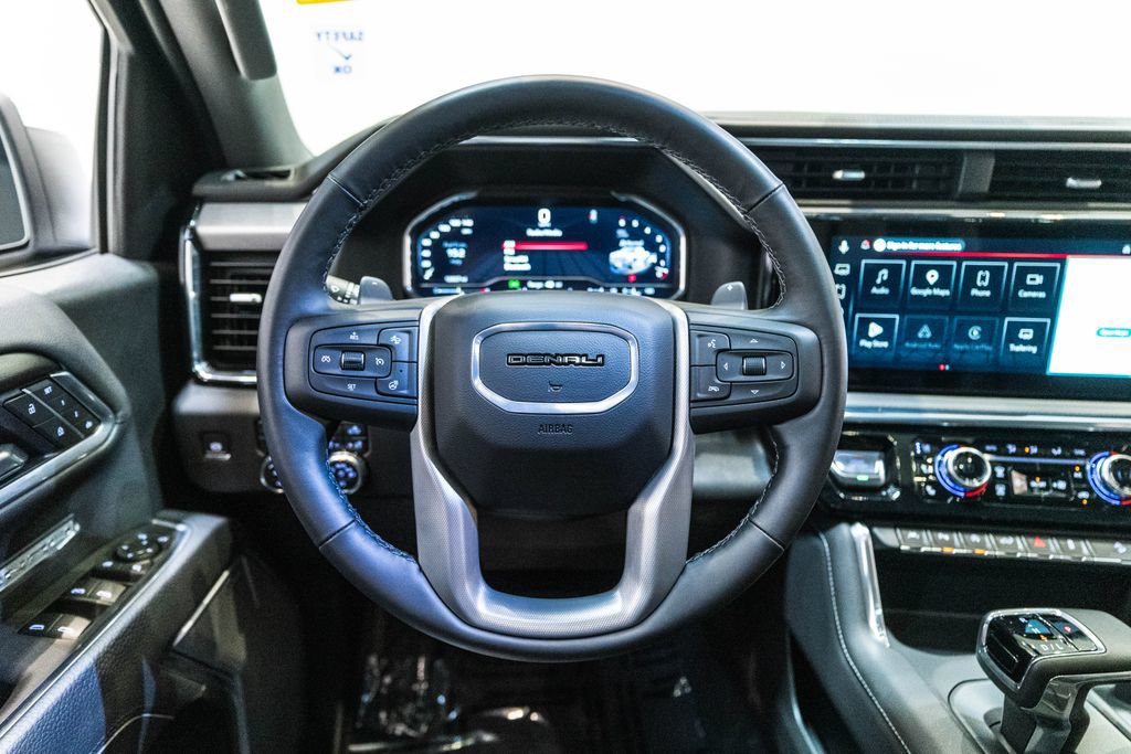 Used 2025 GMC Sierra 1500 Denali w/ Denali Carbonpro Edition AWD/4WD image 18