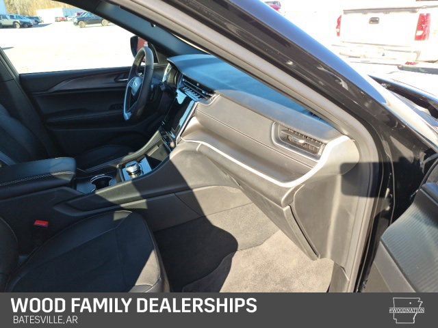 Used 2025 Jeep Grand Cherokee L Altitude w/ Trailer Tow Package image 33