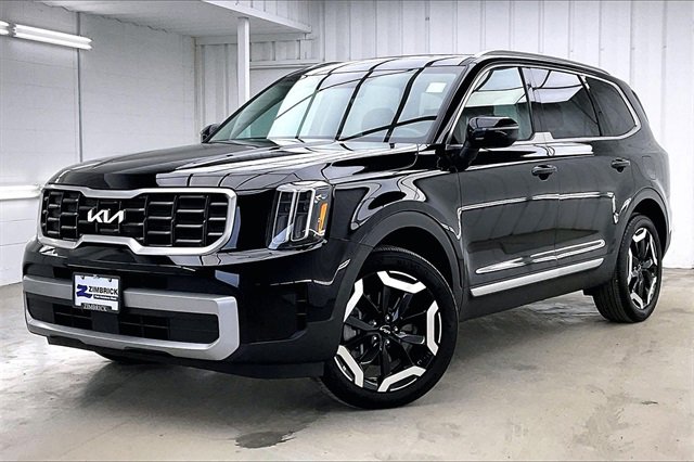 Used 2023 Kia Telluride S w/ S Sunroof Package image 2