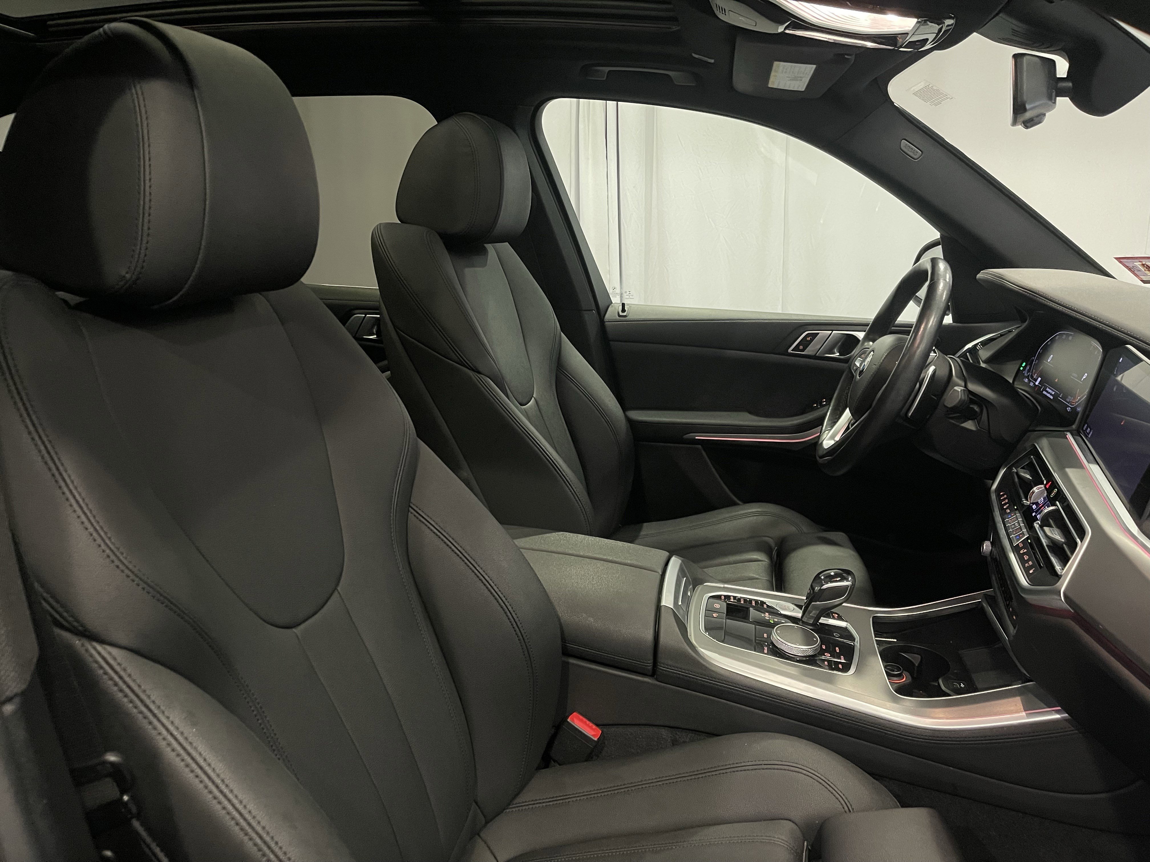 Used 2019 BMW X5 xDrive40i w/ Premium Package 2 AWD/4WD image 15