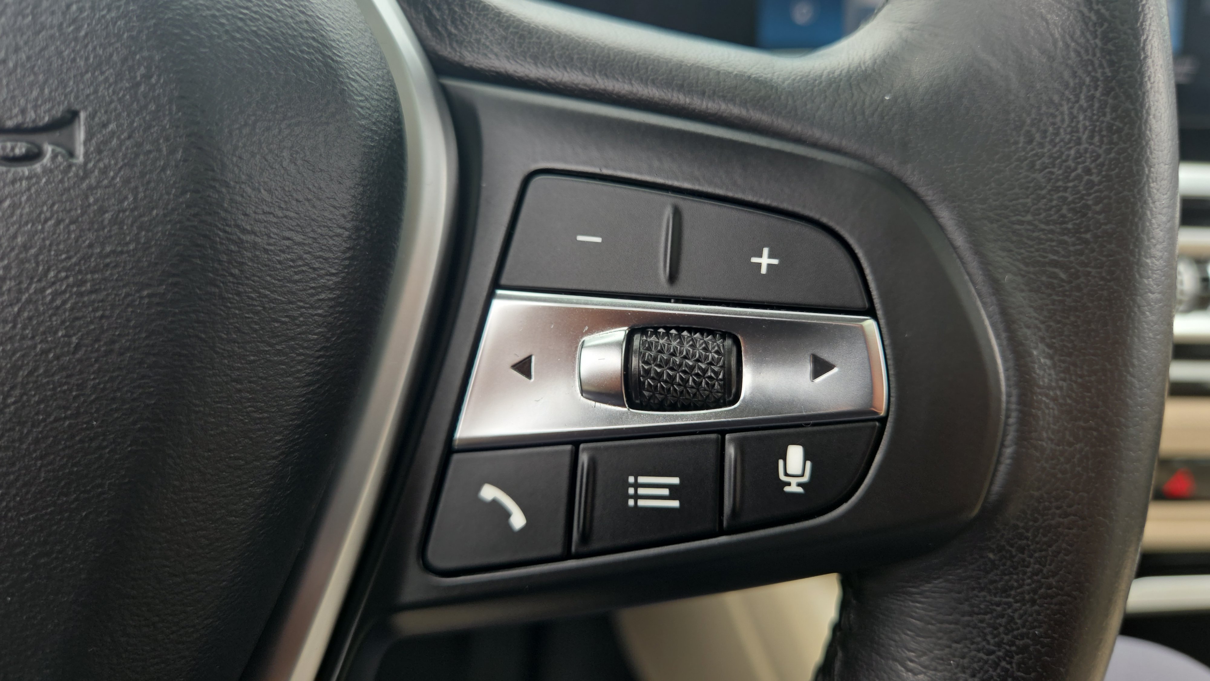 Certified 2022 BMW i4 eDrive40 RWD image 23