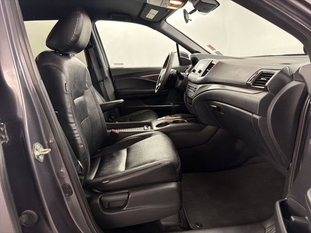 Used 2019 Honda Passport Sport image 12