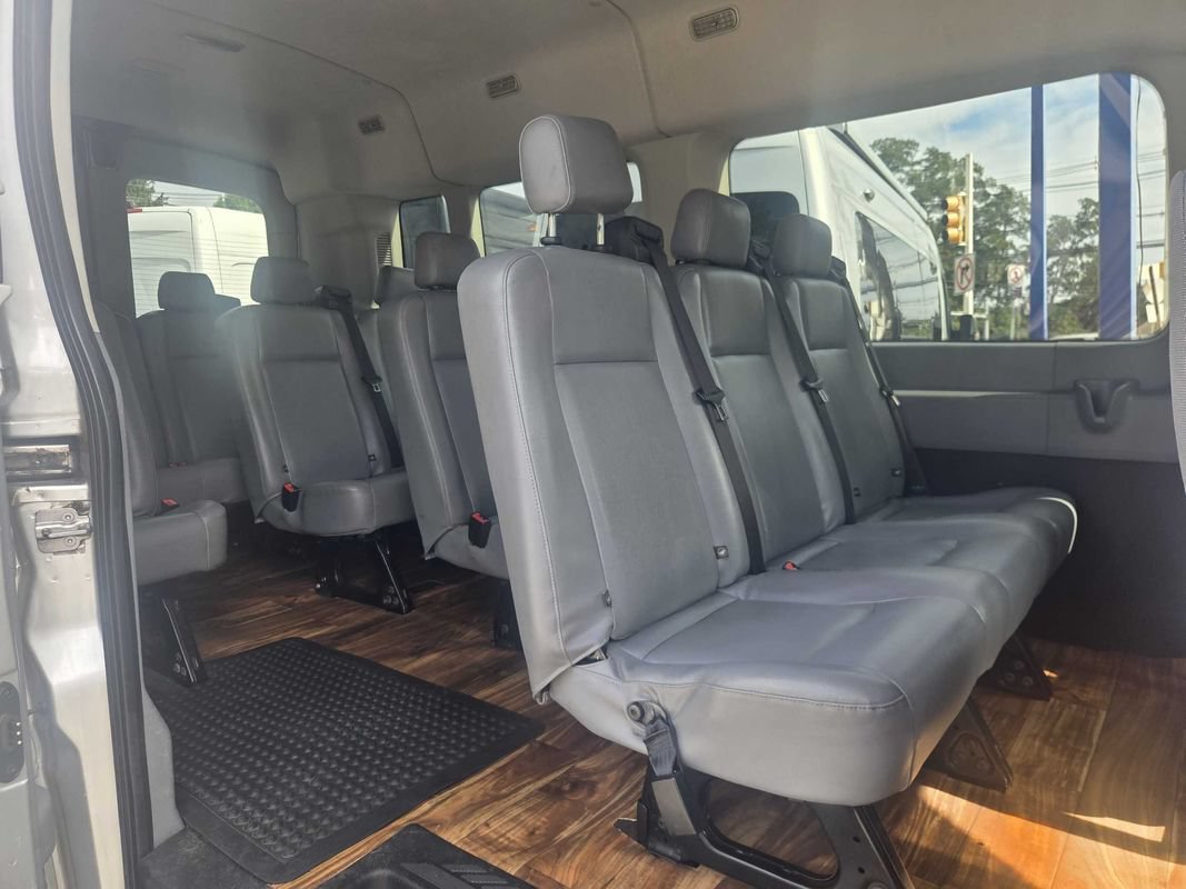 Used 2016 Ford Transit 350 XLT RWD image 27
