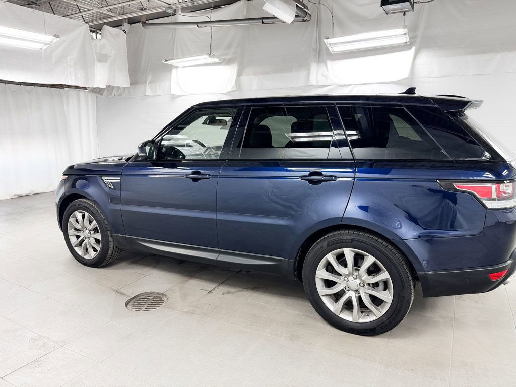 Used 2016 Land Rover Range Rover Sport HSE image 3