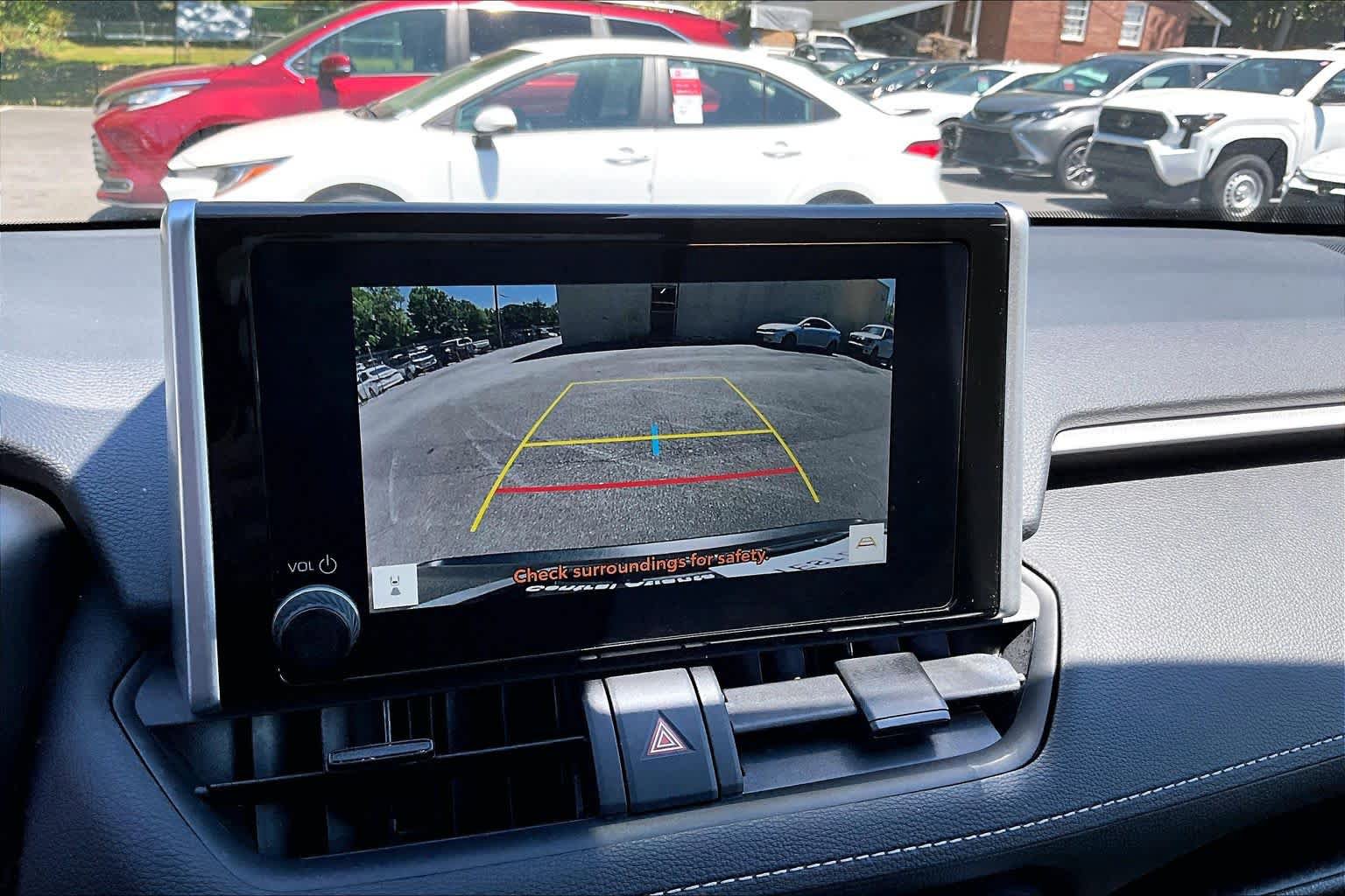 Certified 2025 Toyota RAV4 XLE w/ Convenience Package FWD image 27