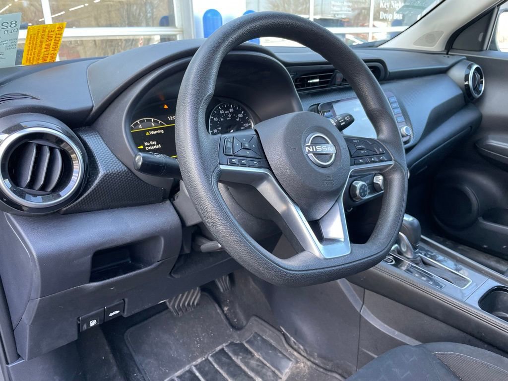 Used 2023 Nissan Kicks SV FWD image 10