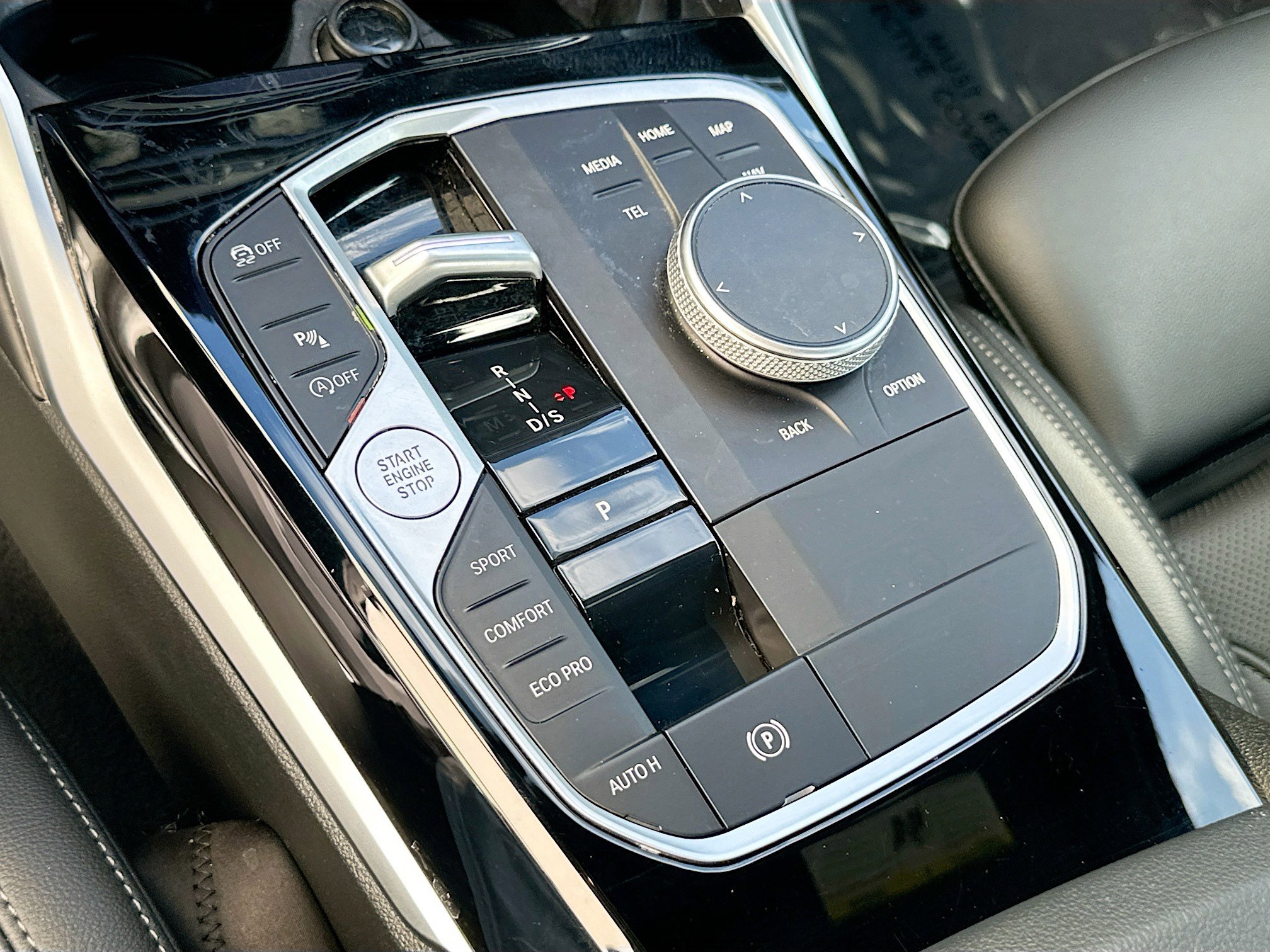 Certified 2023 BMW 330i Sedan w/ Driving Assistance Package image 16