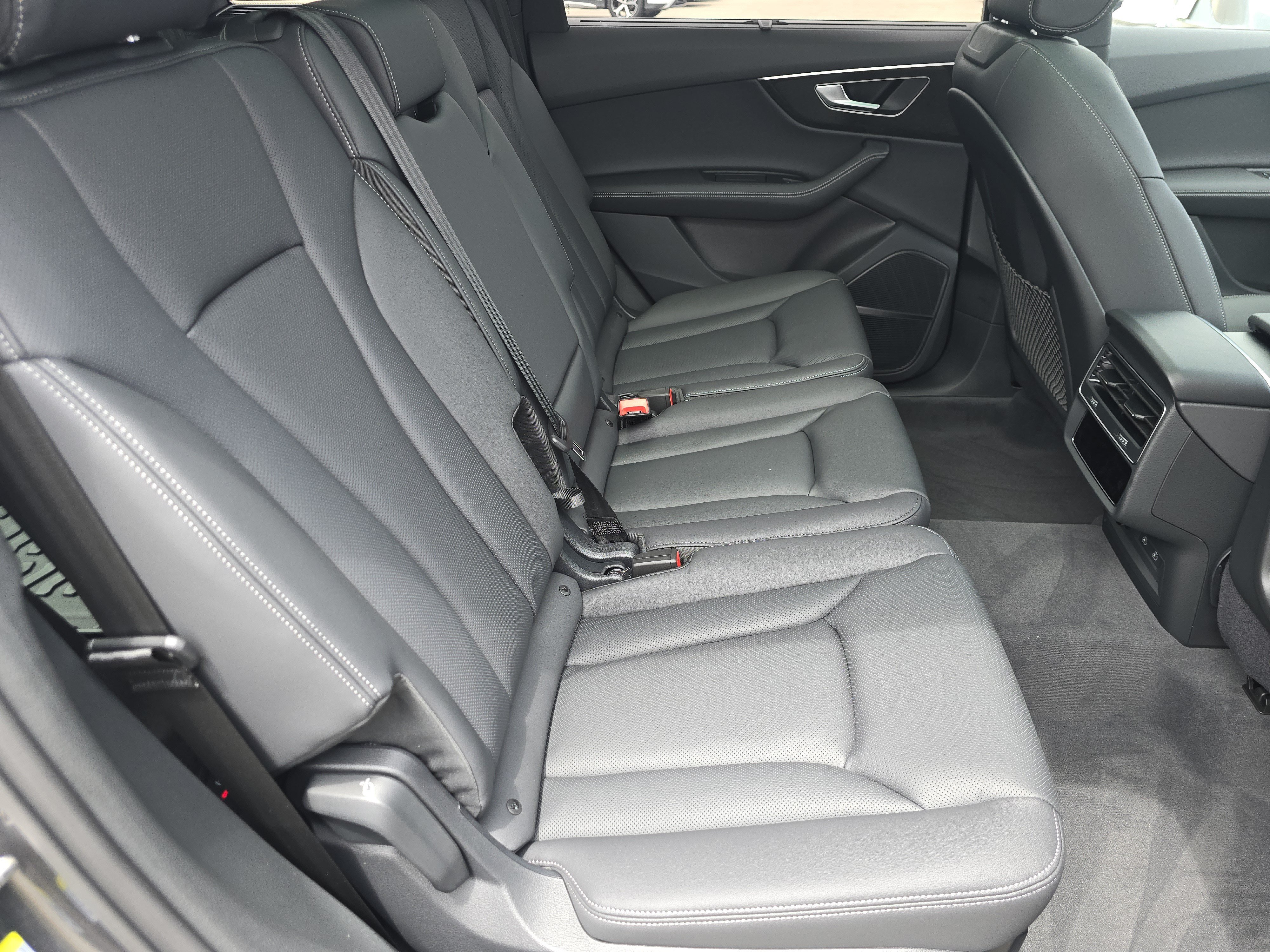New 2026 Audi Q7 Premium Plus AWD/4WD image 17