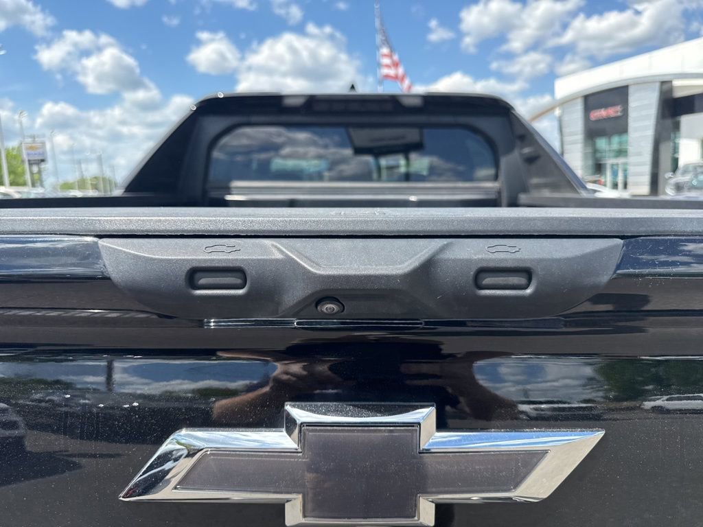 Used 2024 Chevrolet Silverado EV RST AWD/4WD image 31