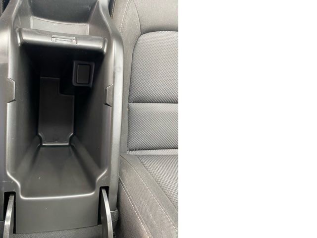 Used 2020 Chevrolet Colorado LT w/ Safety Package image 17