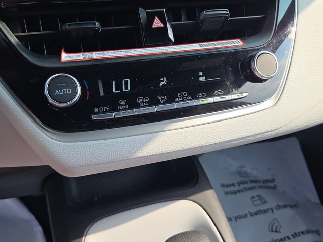 Used 2026 Toyota Corolla SE FWD image 21