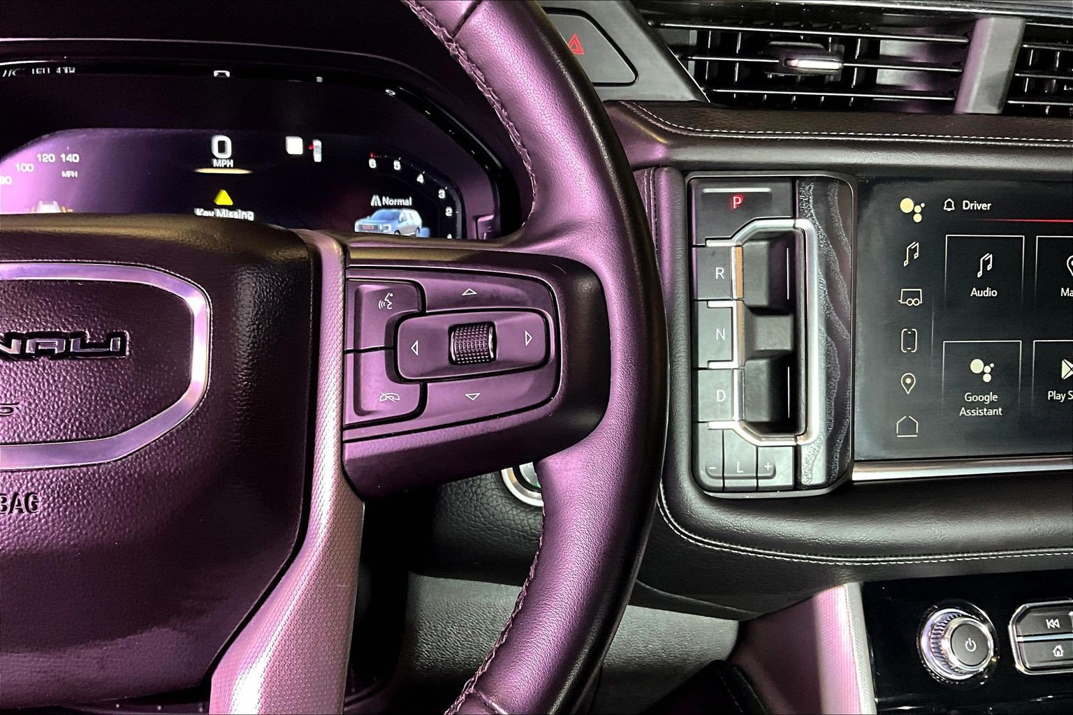 Used 2023 GMC Yukon XL Denali RWD image 13