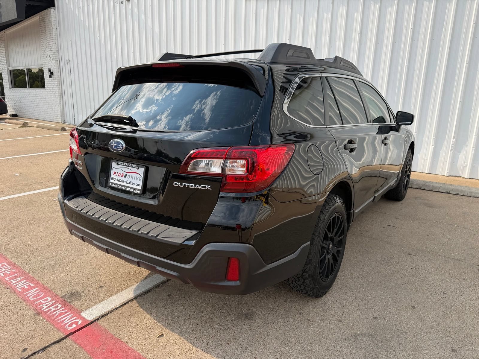 Used 2018 Subaru Outback 2.5i AWD/4WD image 7