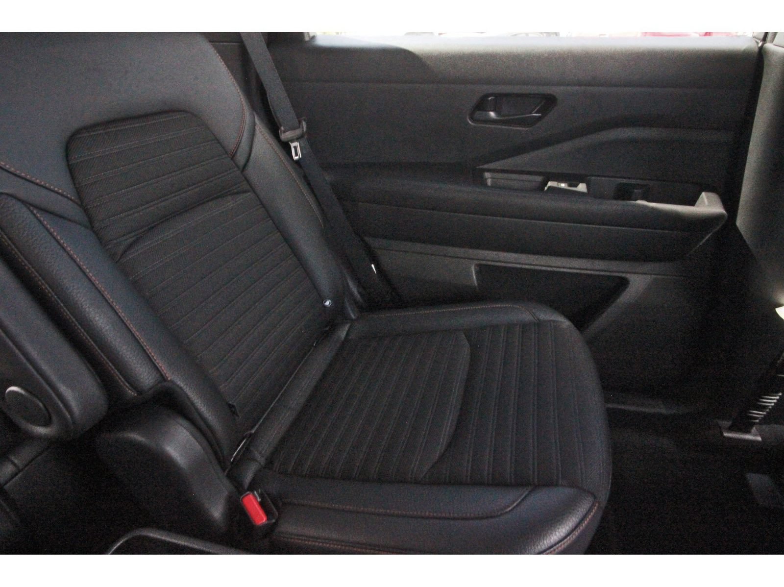 Certified 2025 Nissan Pathfinder Rock Creek AWD/4WD image 16