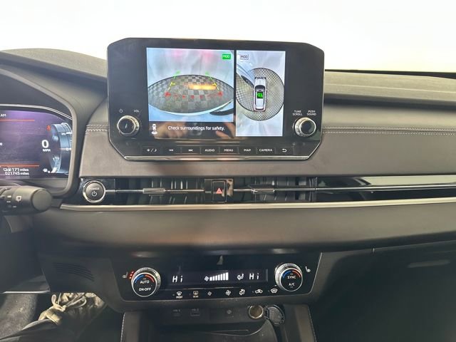 Used 2023 Mitsubishi Outlander SE image 22