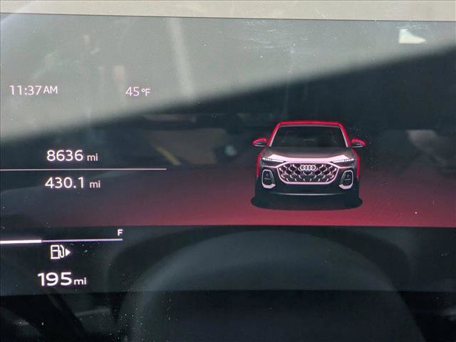 Used 2025 Audi Q5 Premium image 9