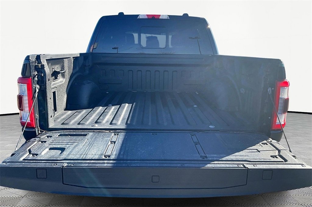 Used 2022 Ford F150 Platinum w/ Equipment Group 701A High image 18