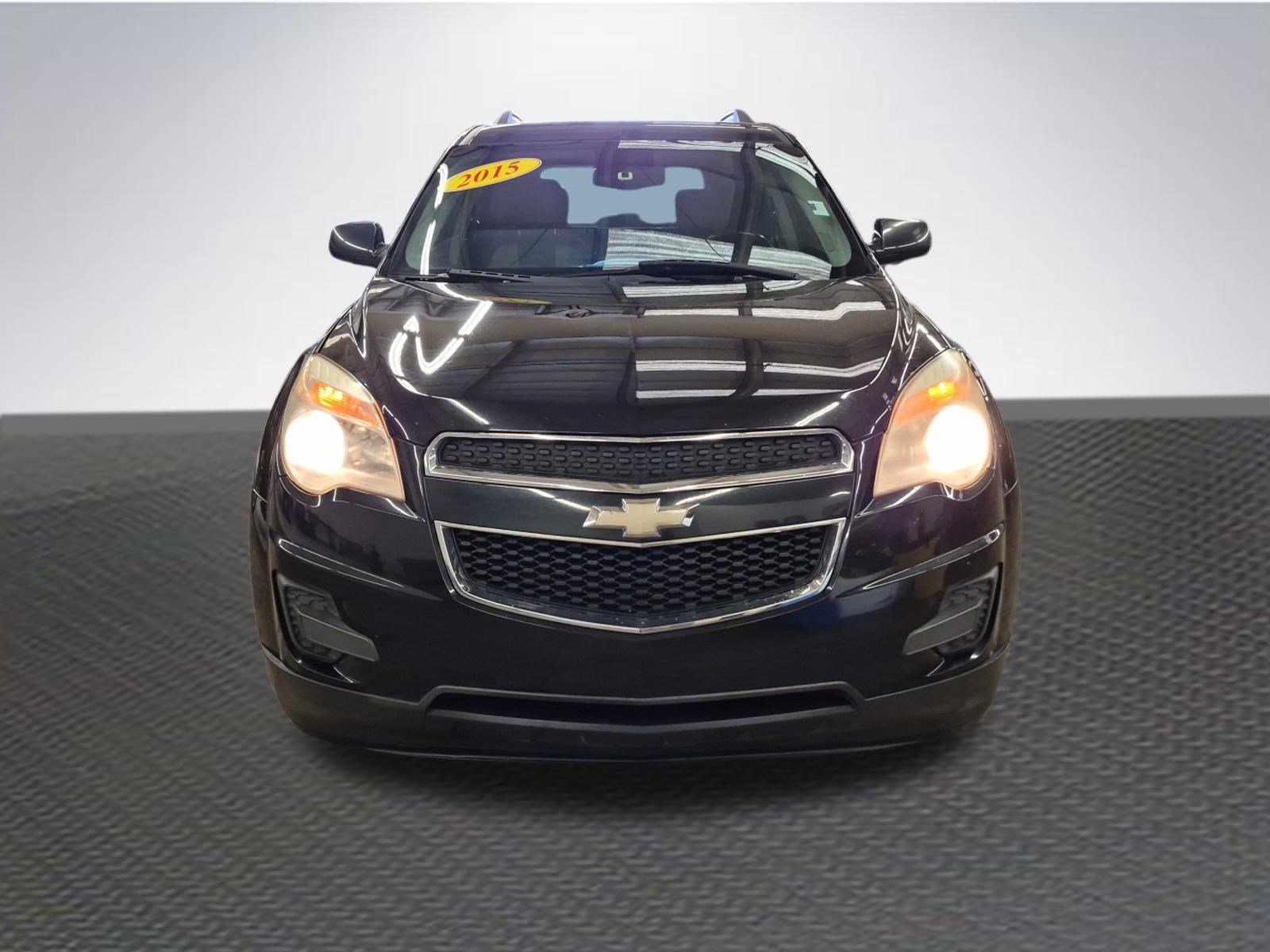 Used 2015 Chevrolet Equinox LT w/ Driver Convenience Package FWD image 3