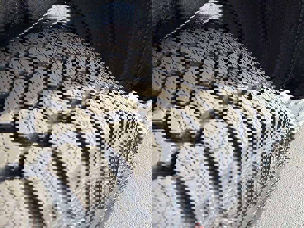 New 2025 Ford Bronco Outer Banks w/ Sasquatch Package AWD/4WD image 11