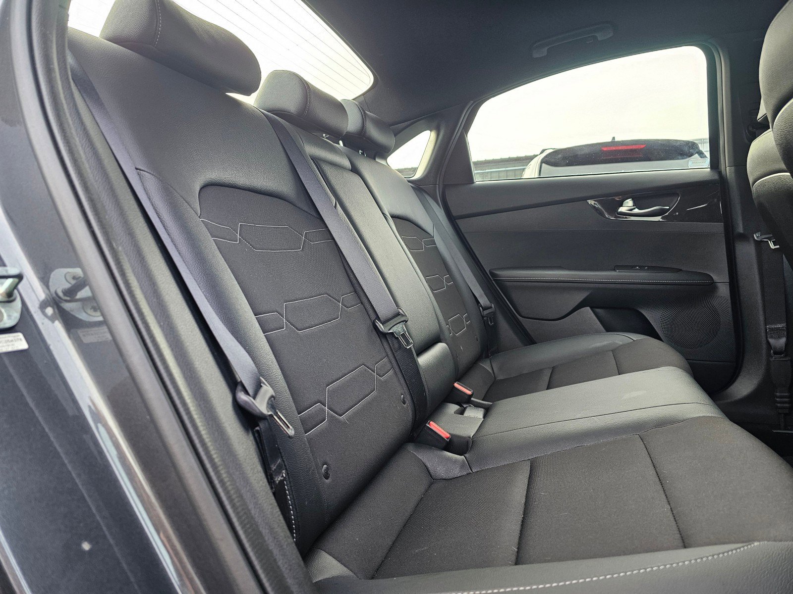 Used 2022 Kia Forte GT-Line w/ GT-Line Premium Package image 13