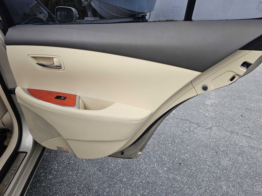 Used 2012 Lexus ES 350 image 17