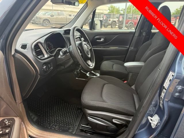 Used 2023 Jeep Renegade Latitude AWD/4WD image 6