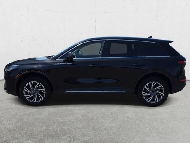 Used 2024 Lincoln Corsair AWD w/ Equipment Group 101A image 8
