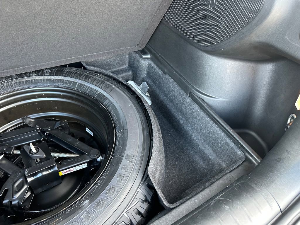 Used 2022 Jeep Cherokee Latitude w/ Sun & Sound Group image 52