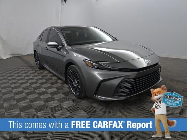 Used 2026 Toyota Camry XLE image 2