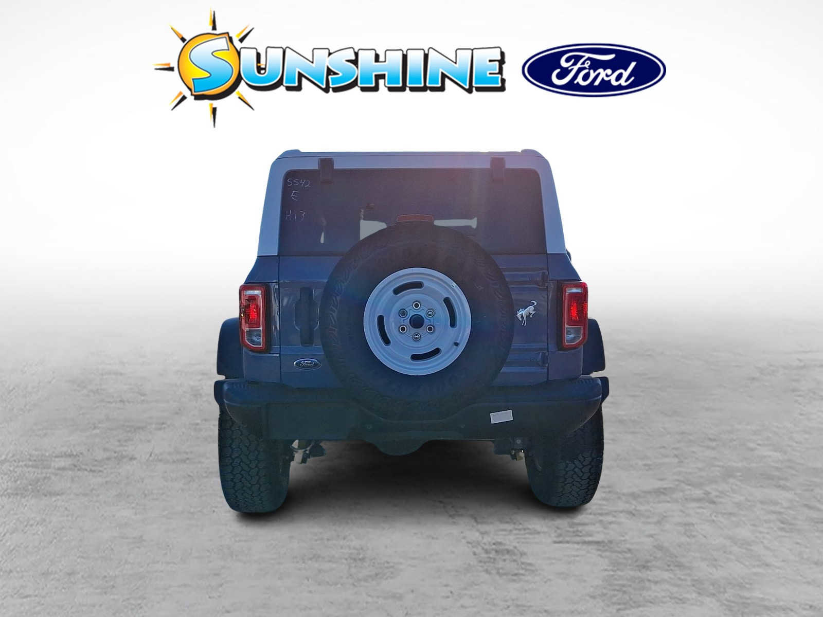 New 2025 Ford Bronco Heritage Edition image 5
