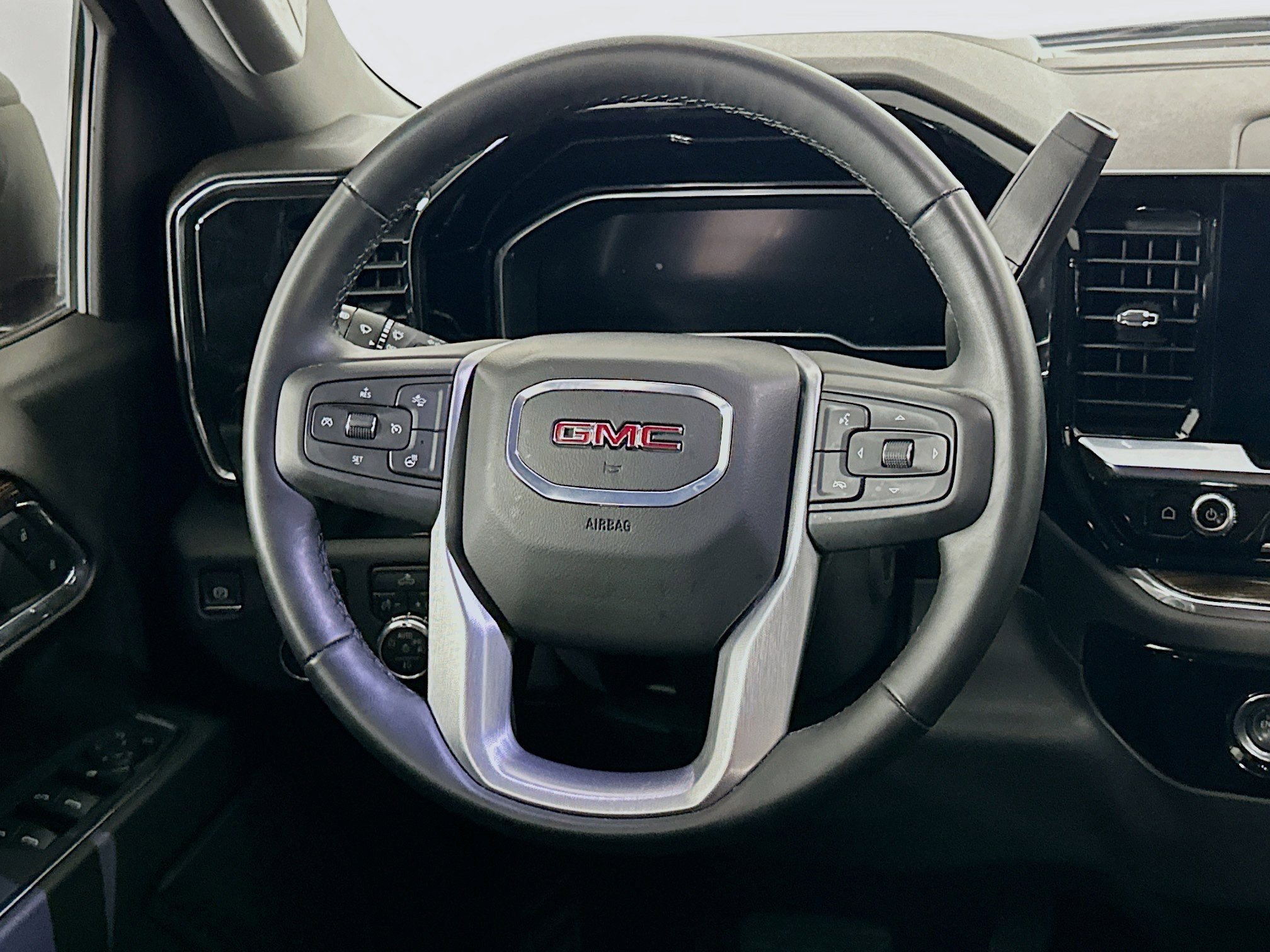 Used 2024 GMC Sierra 1500 Elevation AWD/4WD image 18