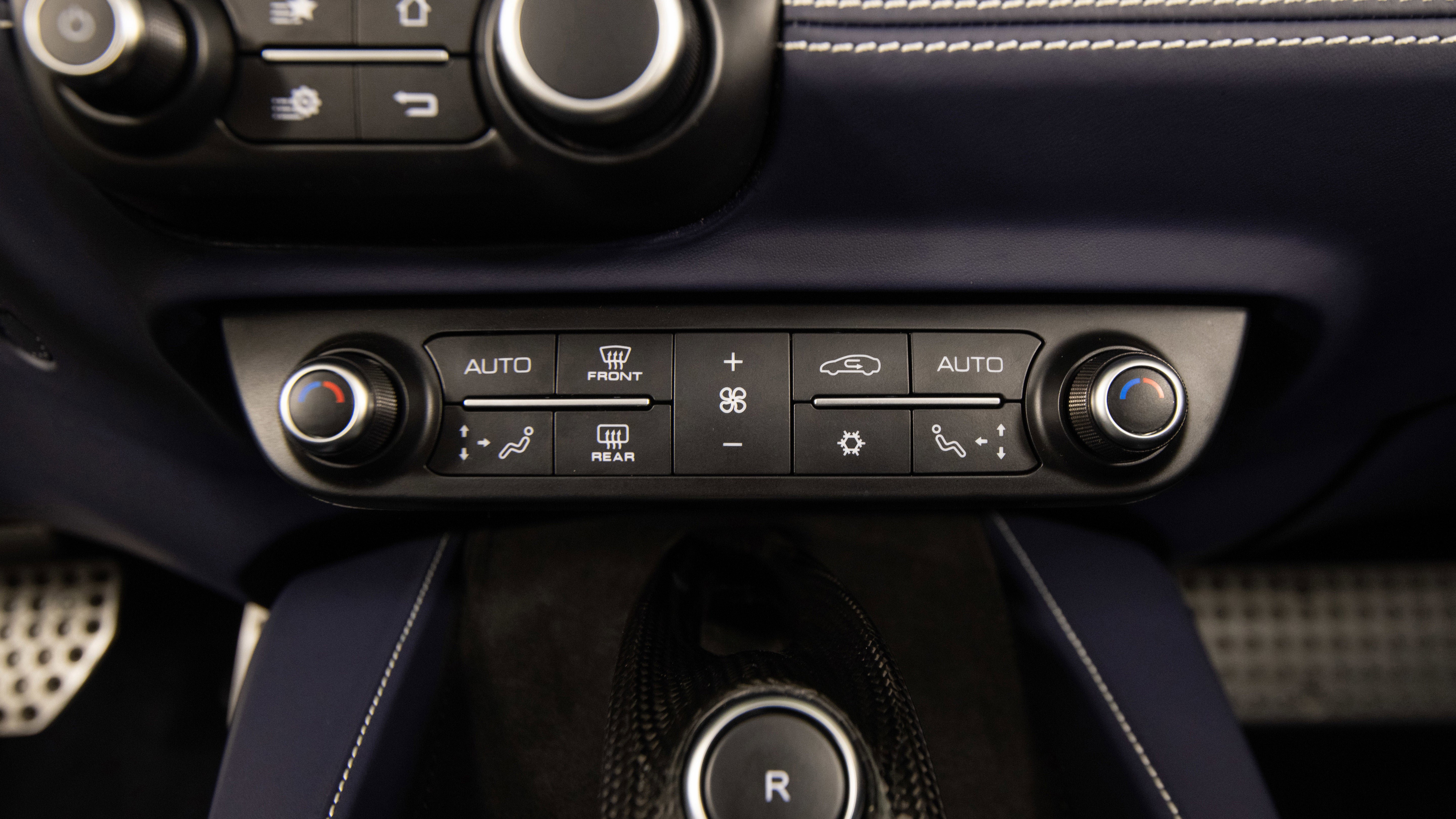 Certified 2020 Ferrari Portofino image 26