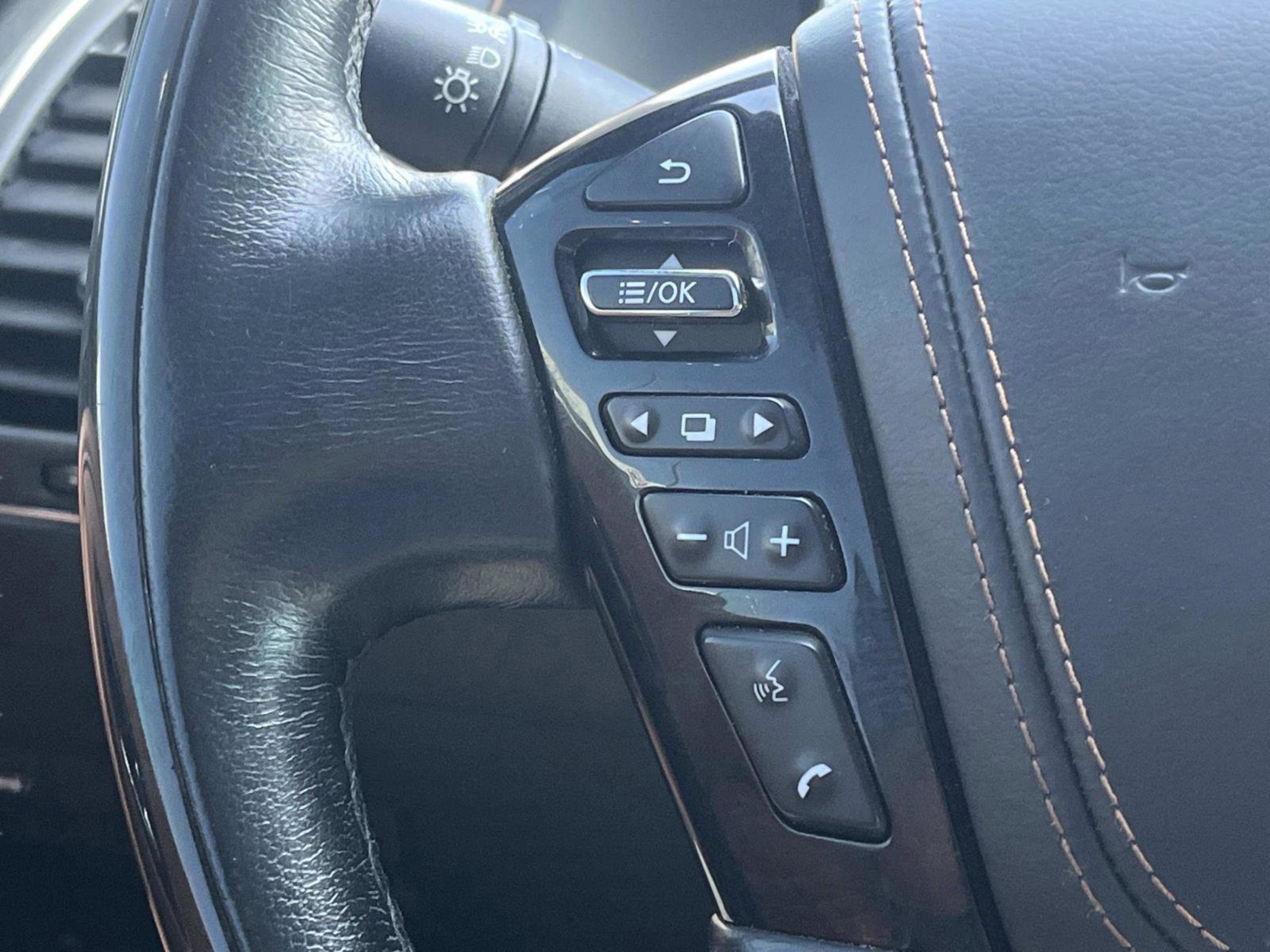 Used 2021 INFINITI QX80 Sensory w/ All-Season Package image 27