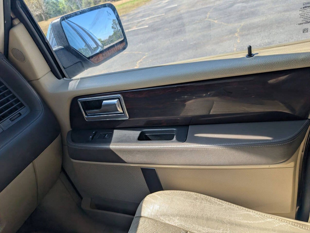 Used 2015 Lincoln Navigator L 2WD w/ Equipment Group 101A Reserve image 22