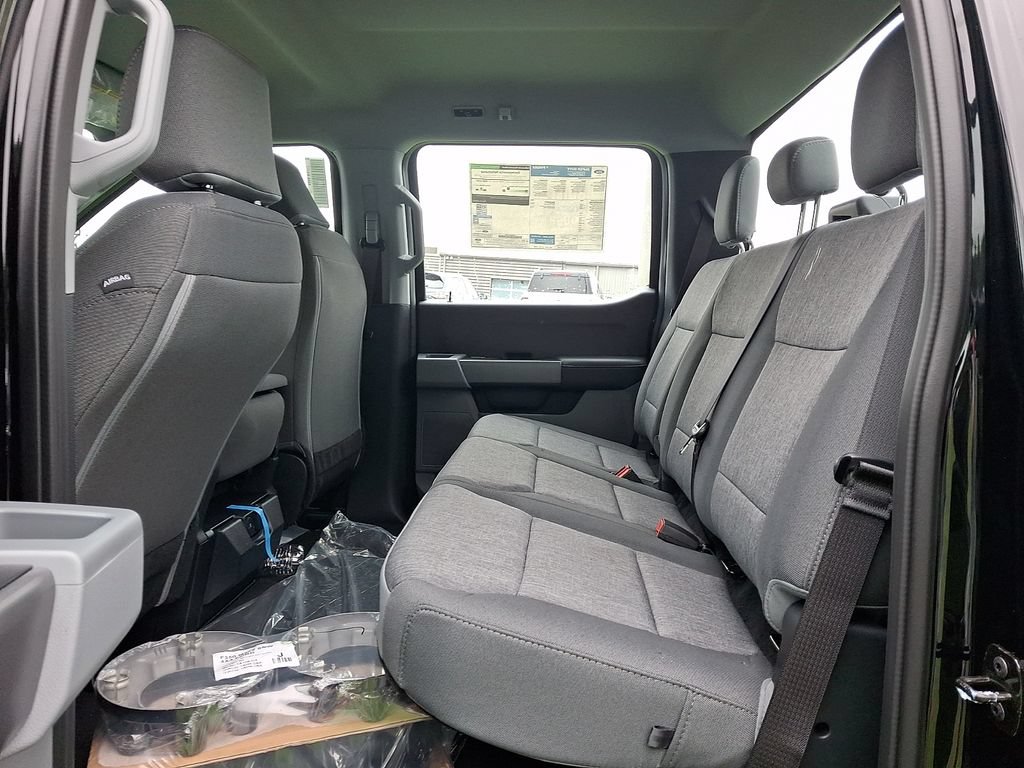 New 2026 Ford F250 XL w/ STX Appearance Package AWD/4WD image 6