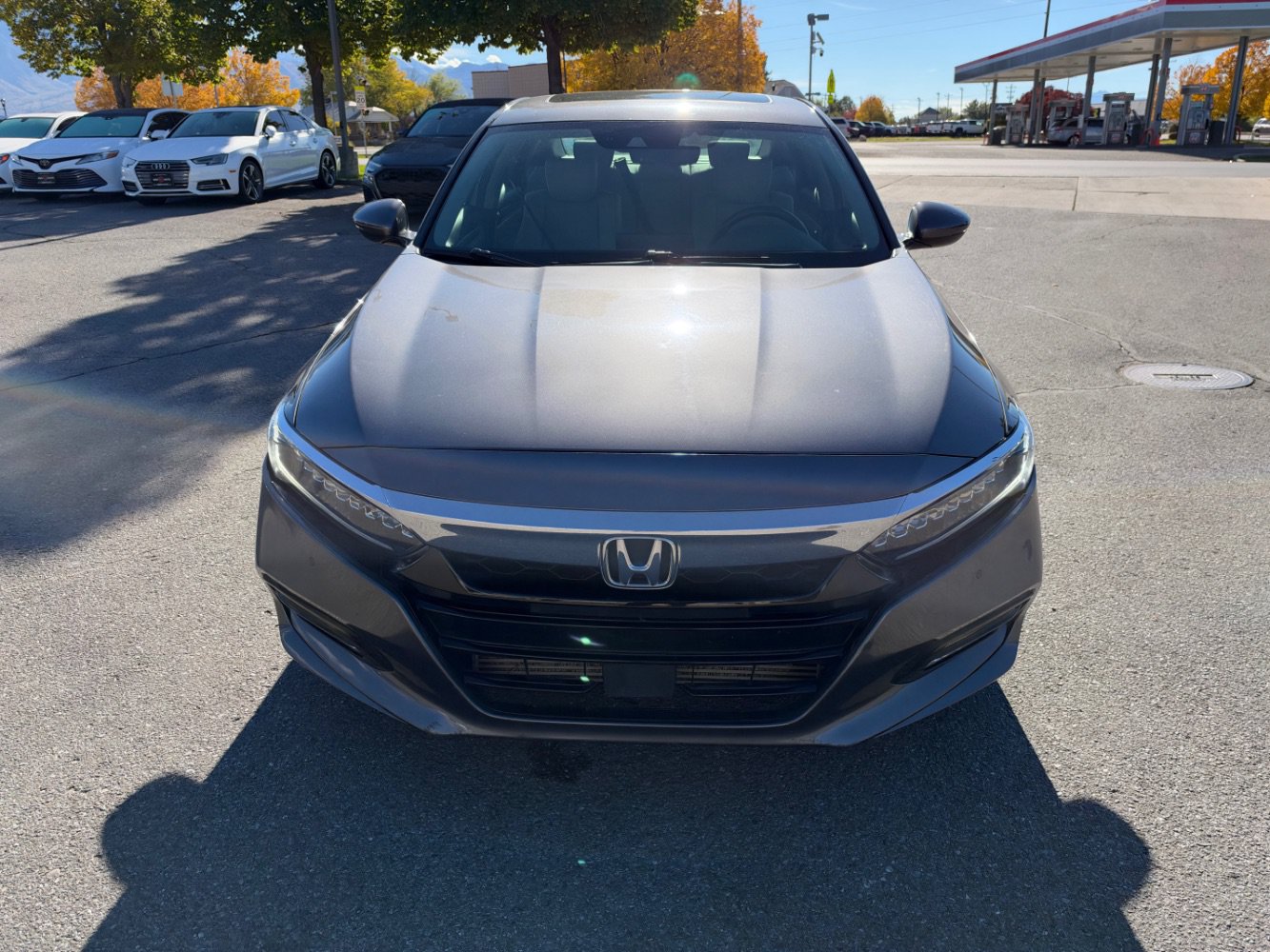 Used 2018 Honda Accord Touring image 8
