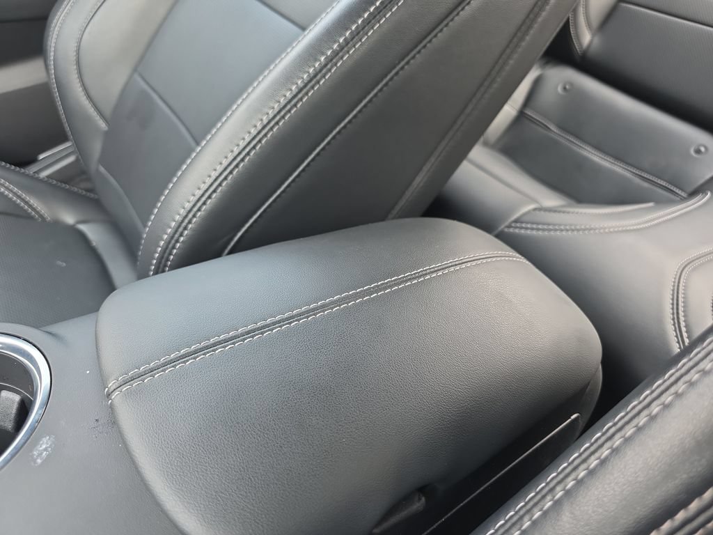 Used 2025 Ford Mustang GT Premium RWD image 36