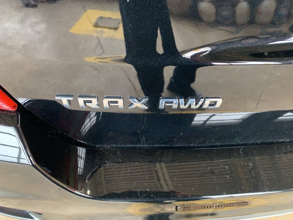 Used 2020 Chevrolet Trax LT w/ LT Convenience Package image 10