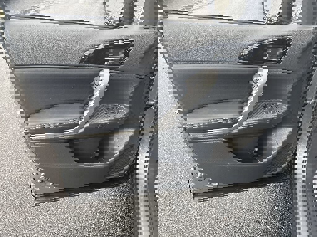 New 2025 Mitsubishi Eclipse Cross SEL image 23