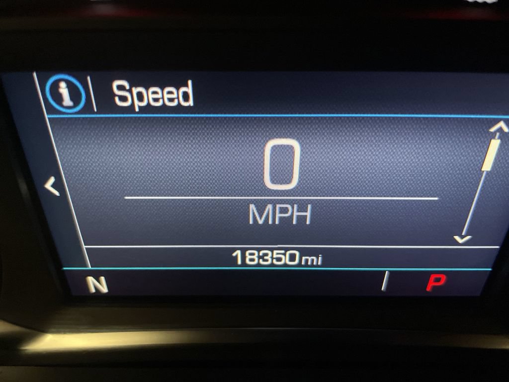 Used 2023 GMC Acadia SLE w/ Elevation Edition FWD image 6