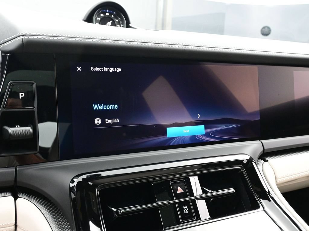 Certified 2026 Porsche Panamera 4 AWD/4WD image 10