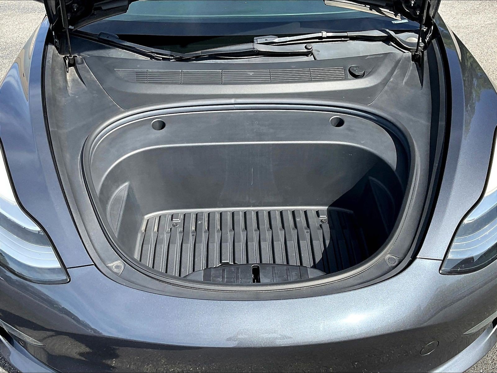 Used 2022 Tesla Model 3 Long Range AWD/4WD image 28