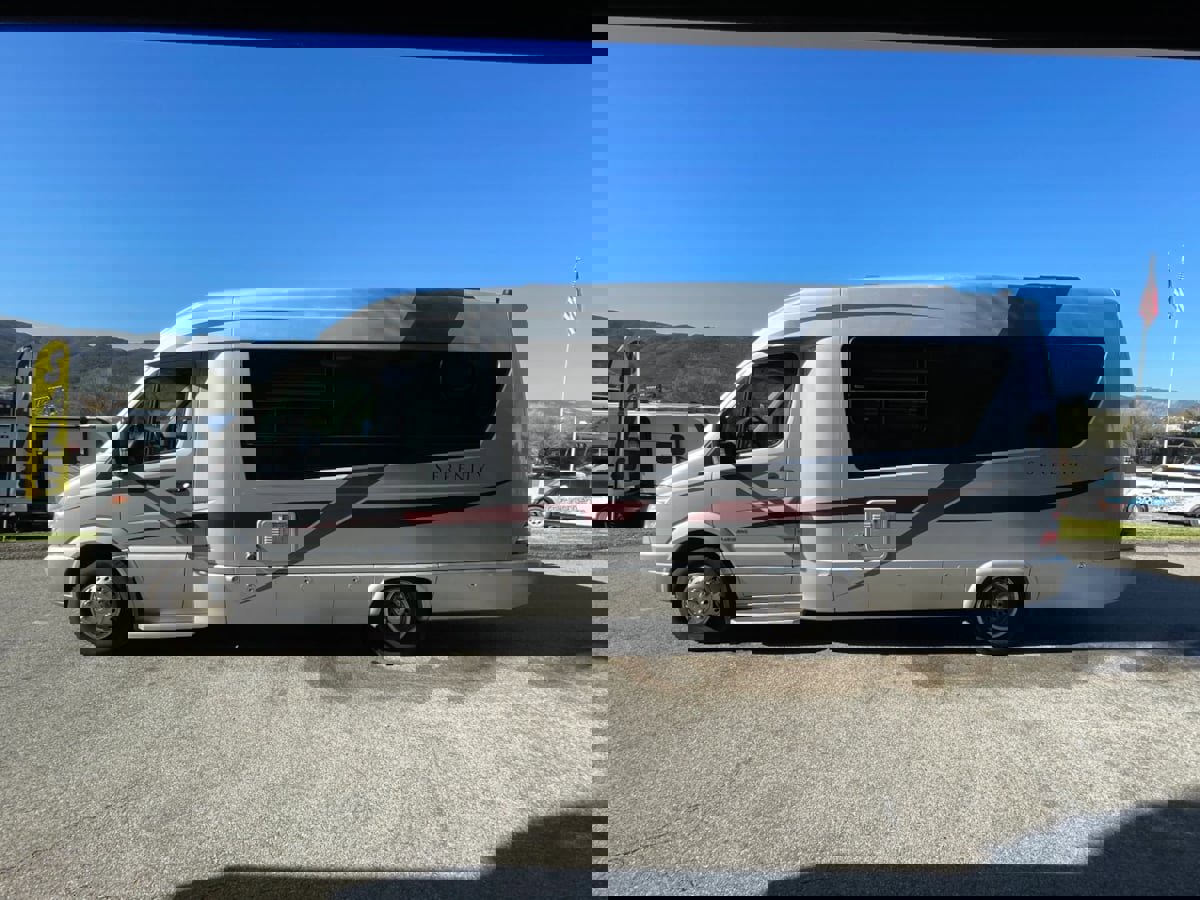 Used 2013 Mercedes-Benz Sprinter 3500 image 8