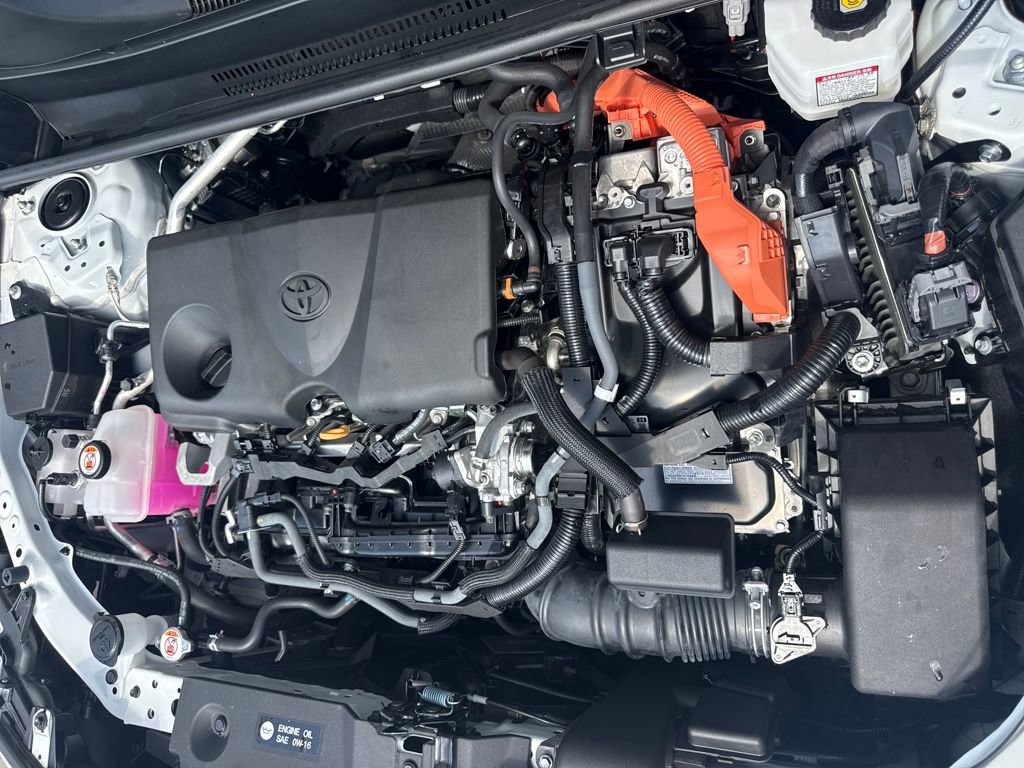 Used 2022 Toyota RAV4 XLE w/ Convenience Package image 34